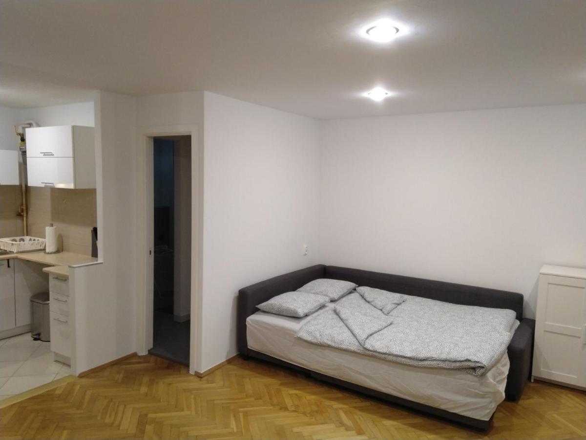 Ferienwohnung Apartament Zielona Wierzba Blisko Sky Tower Breslau Exterior foto