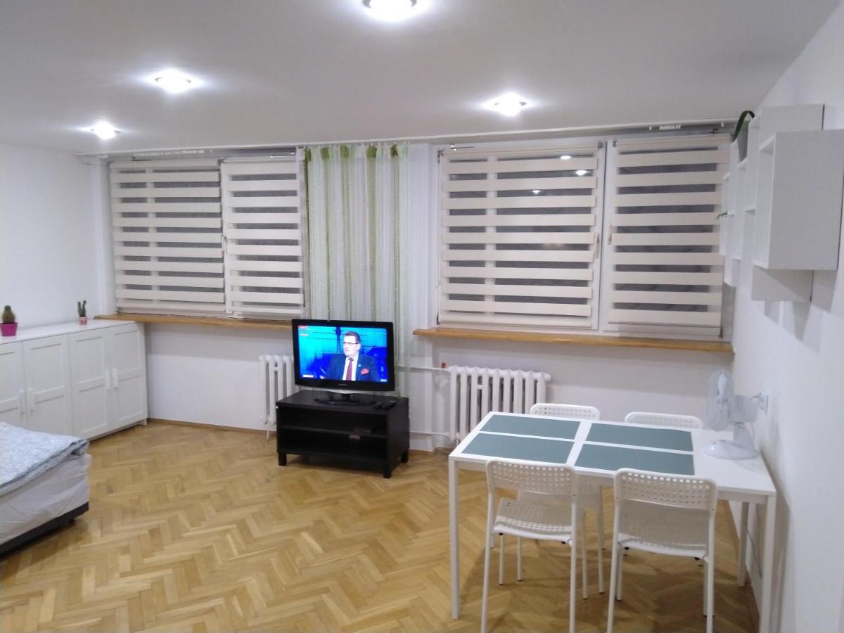 Ferienwohnung Apartament Zielona Wierzba Blisko Sky Tower Breslau Exterior foto