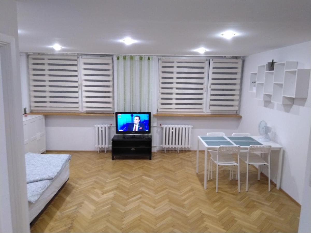 Ferienwohnung Apartament Zielona Wierzba Blisko Sky Tower Breslau Exterior foto